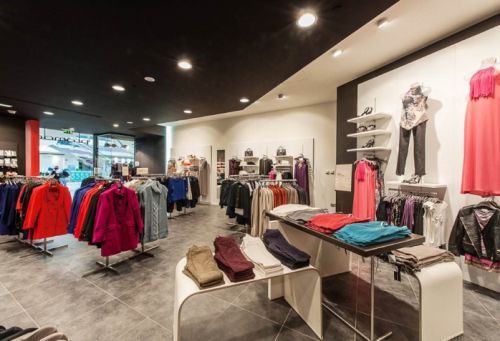 运通网城加码服饰 新零售 品牌淘货街开业在即