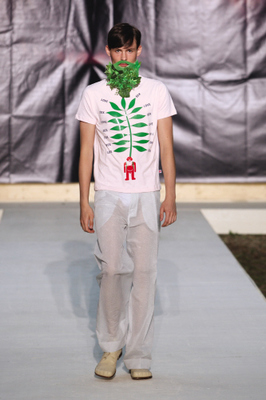 绿色 服装不等于朴素
